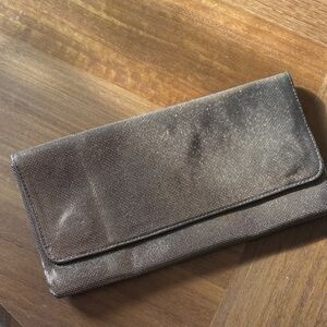 Jalda metallic vintage clutch